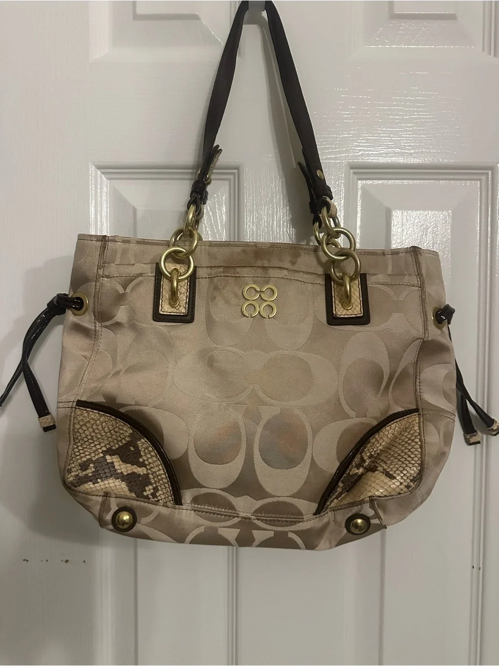 Coach Signature C Tote Shoulder Bag with Snakeskin Accents – Beige/Brow